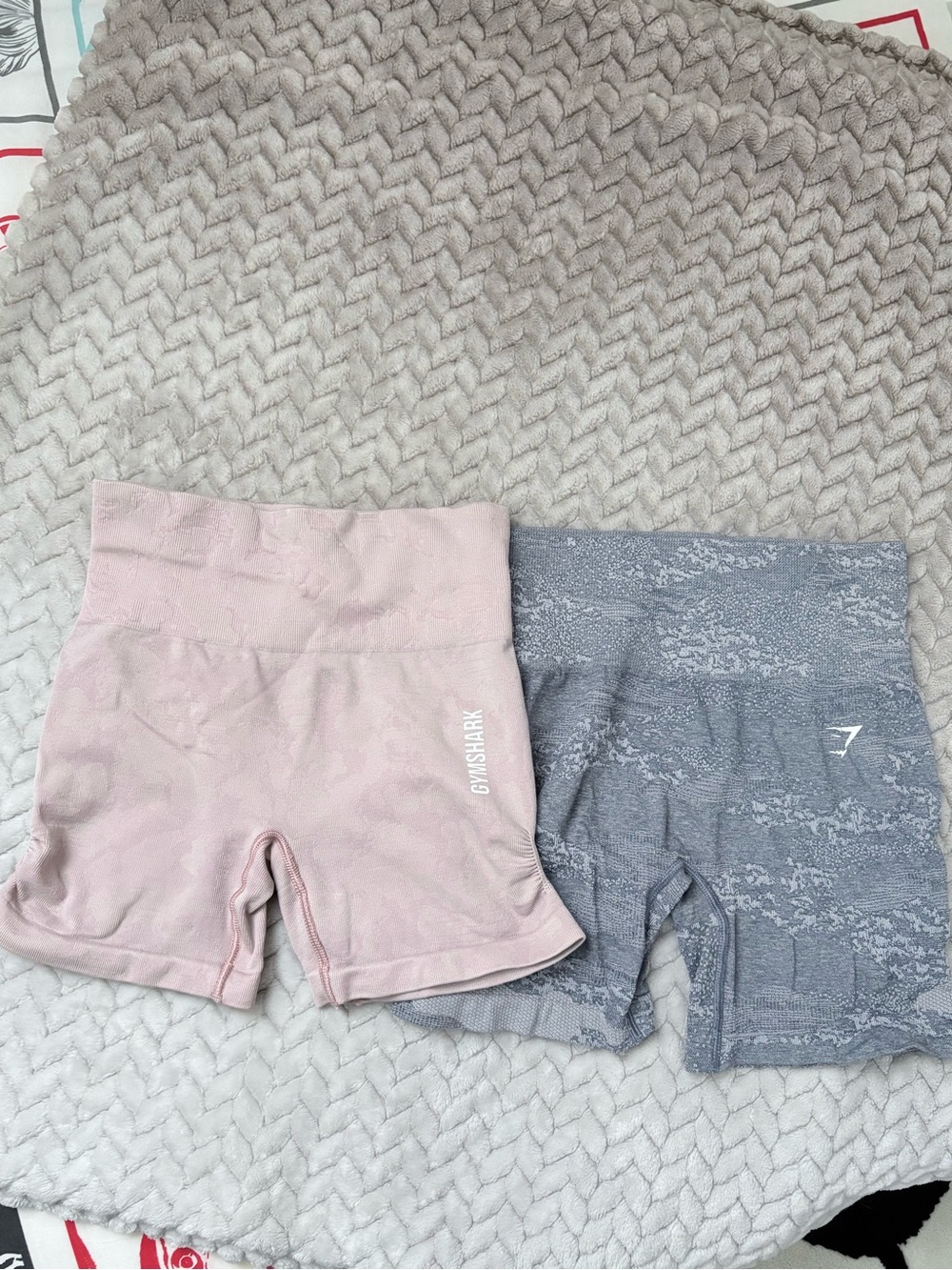 Gymshark Seamless Bike Shorts in Blush Pink and Heather Gray